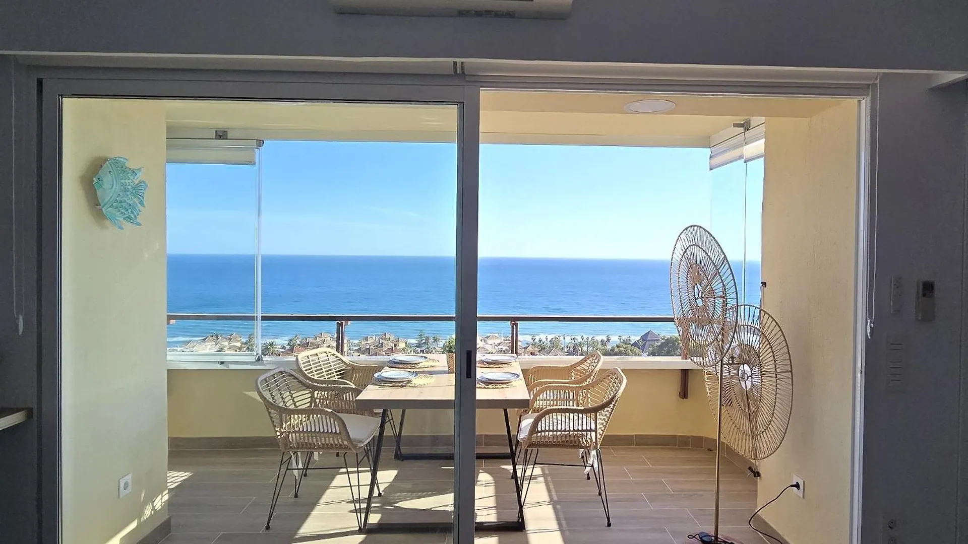 Blue Horizon Suite Marbella - Luxury Apartment By The Sea